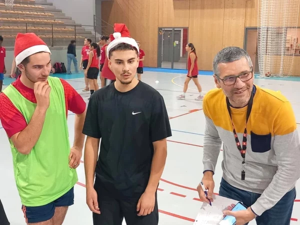 Fête de Noël du club de Basket de Brioude.